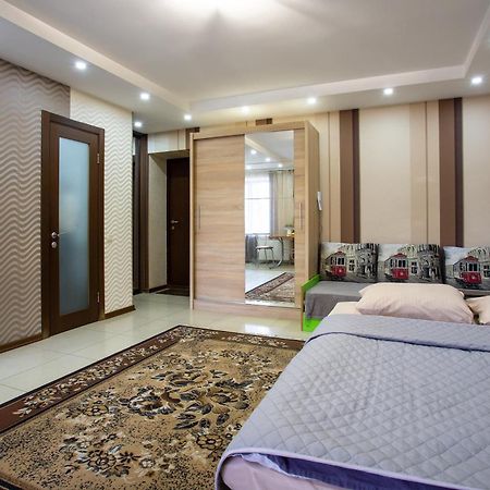 Botanical Garden Area Appartement Charkov Buitenkant foto