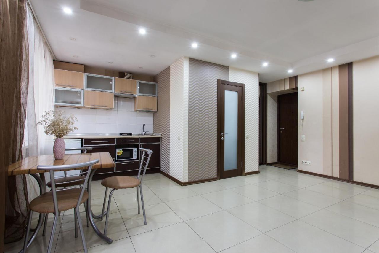 Botanical Garden Area Appartement Charkov Buitenkant foto